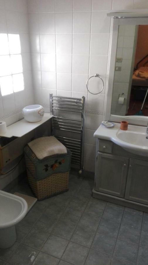 Willa La Casa Di Angelo E Gladys Bella Farnia Zewnętrze zdjęcie
