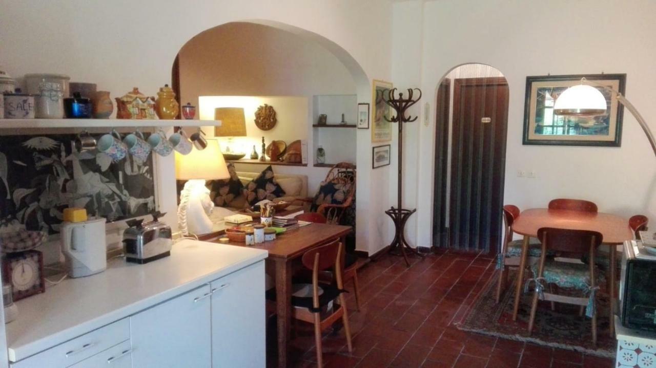 Willa La Casa Di Angelo E Gladys Bella Farnia Zewnętrze zdjęcie